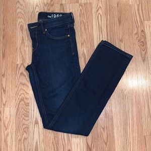 Gap 1969 Dark Wash Straight Leg Jean 26L